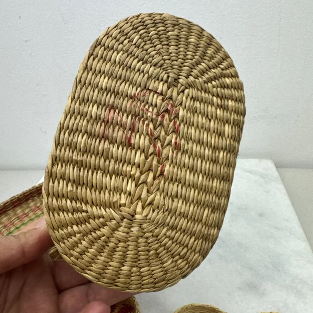 VTG  Hand Made Sweet Grass Woven Basket And 2 Pill Box Small With Lids